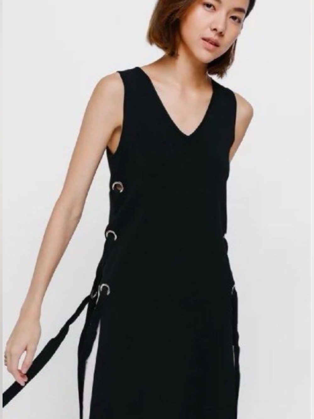 Side-tie tunic with oversized grommets - size S